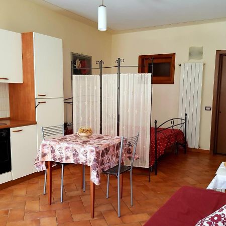 La Piccola Toscana 2 Appartement Peccioli Buitenkant foto