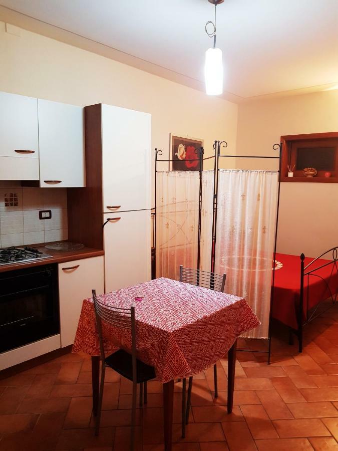 La Piccola Toscana 2 Appartement Peccioli Buitenkant foto